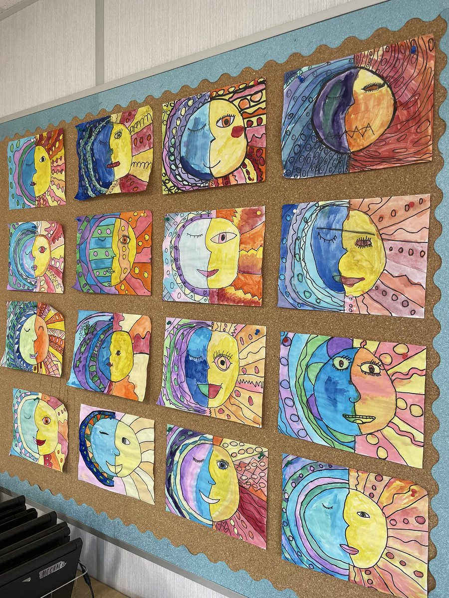MsBast1's tweet photo. Warm and cool water colour paintings 🌞🌛 https://t.co/sttEXOQMaw