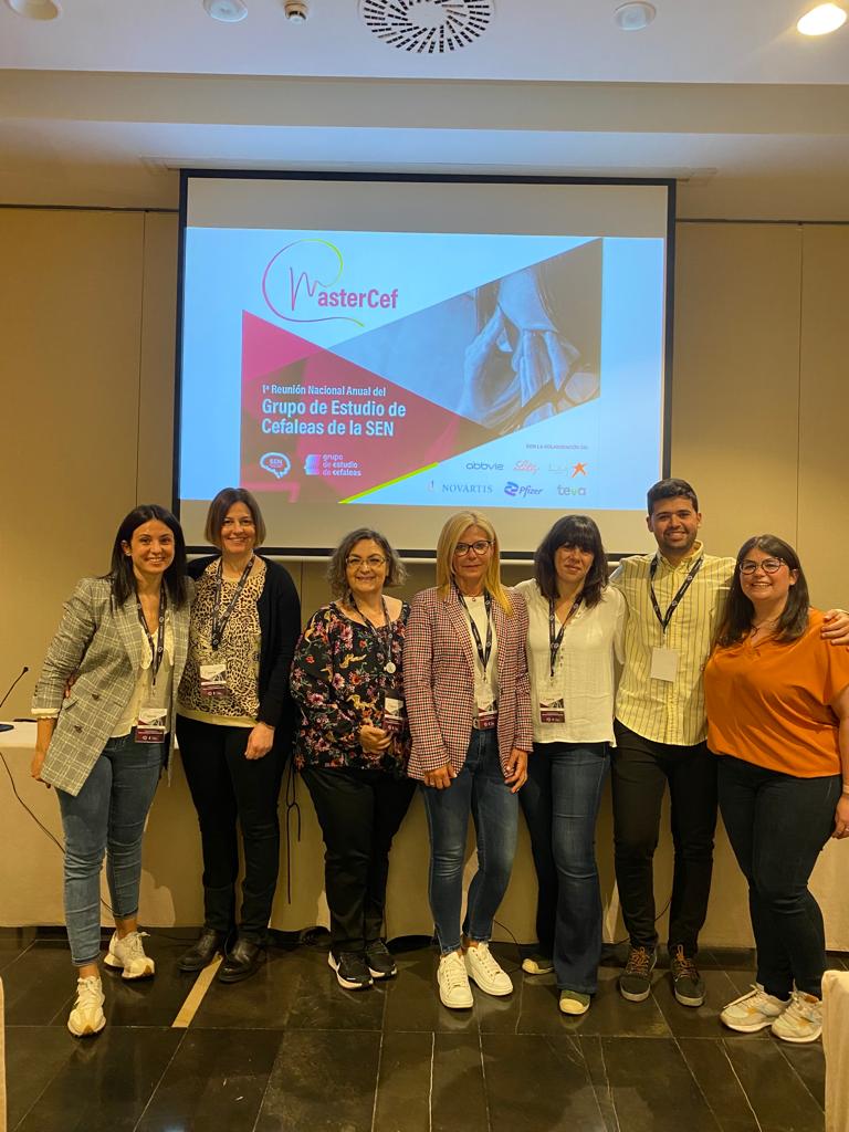 AnaDuroam's tweet photo. Finalizada la primera Reunión Nacional Anual del Grupo de estudio de la SEN #MasterCef23
un programa muy completo e interesante.Representación de Enfermería, grupo de estudio en Cefalea, espero que sea un comienzo de algo... #GECSEDENE @sedenered @seneurologia https://t.co/VGTpIfBv29