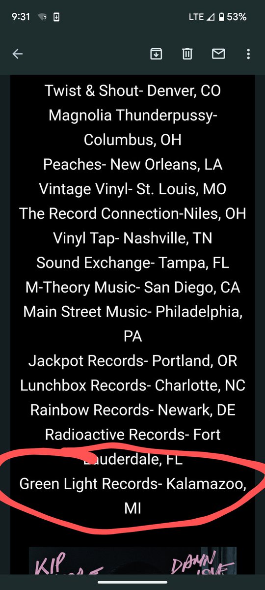 TaylorCollier3's tweet photo. Drove an hour and a half to get @KipMooreMusic Wild Ones record, waited outside in line just to find out that the record store listed in the email we received was never sent any albums or contacted about selling the record today 😭. If anyone is able to get two please let me know https://t.co/GcpxTRXTbn