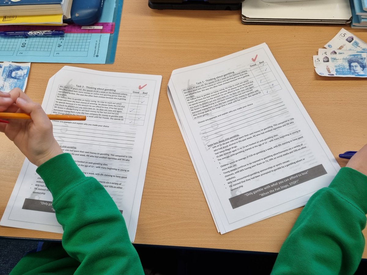 greenhillbury's tweet photo. Yesterday, year 6 were lucky to have another finance lesson with Mr Souter. The focus was gambling and borrowing. So much learning took place within such a short space of time. Year 6 parents quiz your children on what they learnt - you will be blown away! https://t.co/4CnpiKlZze