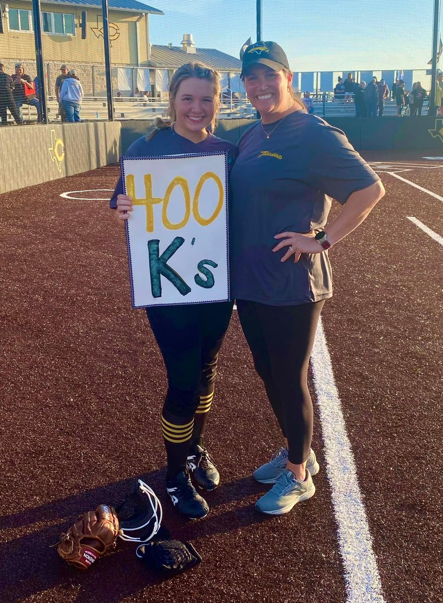 CaileySlade's tweet photo. Back to back undefeated district champs and recorded my 400th HS career strikeout! Can’t wait for the playoffs! 🖤💛 https://t.co/NyGSfqh14n