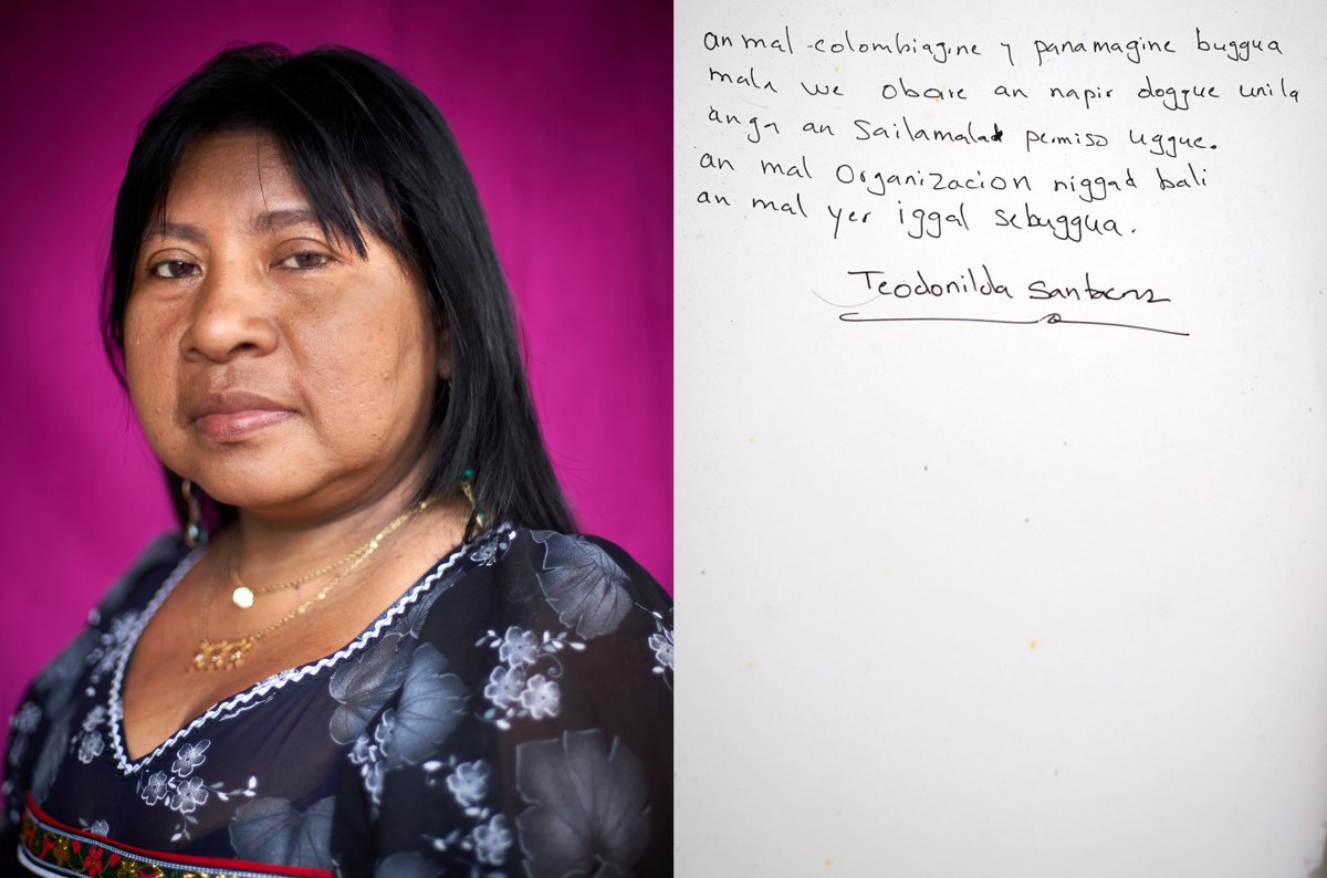agendapropiaap's tweet photo. 🇨🇴🌱#Historia |#DíaDeLaMadreTierra
🗣"Las mujeres Gunadule nos vestimos como la #MadreTierra. Nuestro tejido es colorido”, #OlowailiGreen, comunicadora audiovisual #Gunadule.
🙌🏽Revive los sentires de un territorio sin fronteras: https://t.co/HBH85AROXv
#OmePütchiPoraû https://t.co/b86rKxqNBN