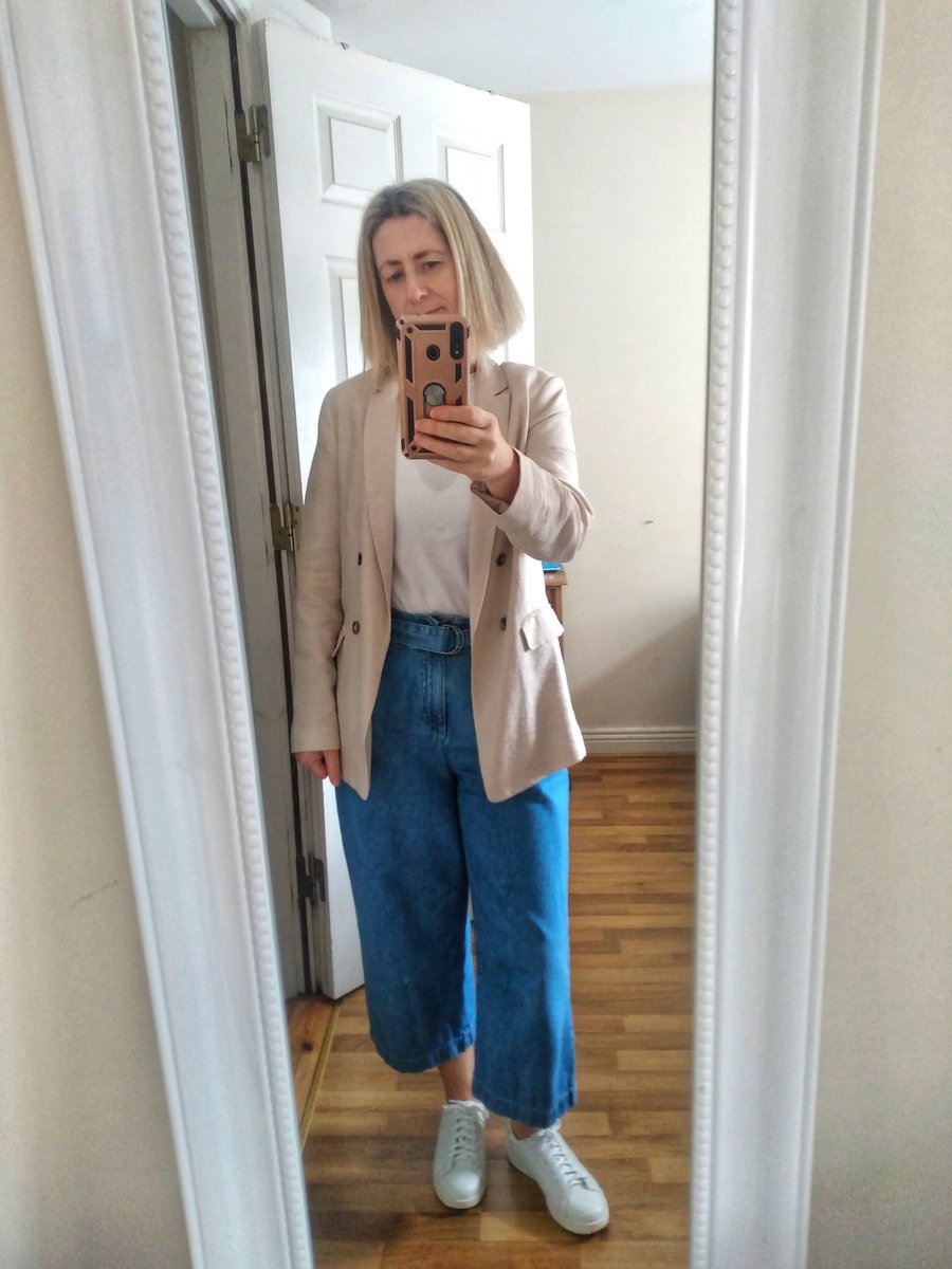 GerMc71's tweet photo. #outfitoftheday #SaturdayVibes #casualsaturday #vintagedenim #cullottes https://t.co/HQoMNTFs2E