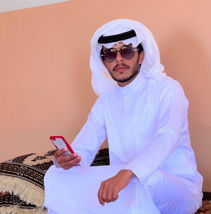 7f_rss's tweet photo. كل… عام وانتم بالف خير وتحقيق الاماني 🍂💙 https://t.co/MBk1CBVS8P