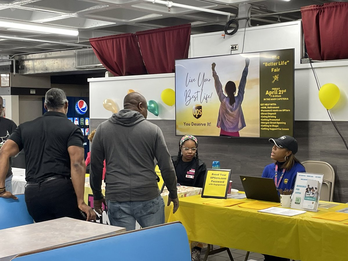 Helping our UPS family with info and resource connects: Better Life Fair - Help with 401(k), retirement, resetting passwords, how to go driving @JeffStVerna, how 2 get promoted, Morgan Street opening questions, and even personal trainer consultation! #Knowwhere2Go #ReimagineUPS