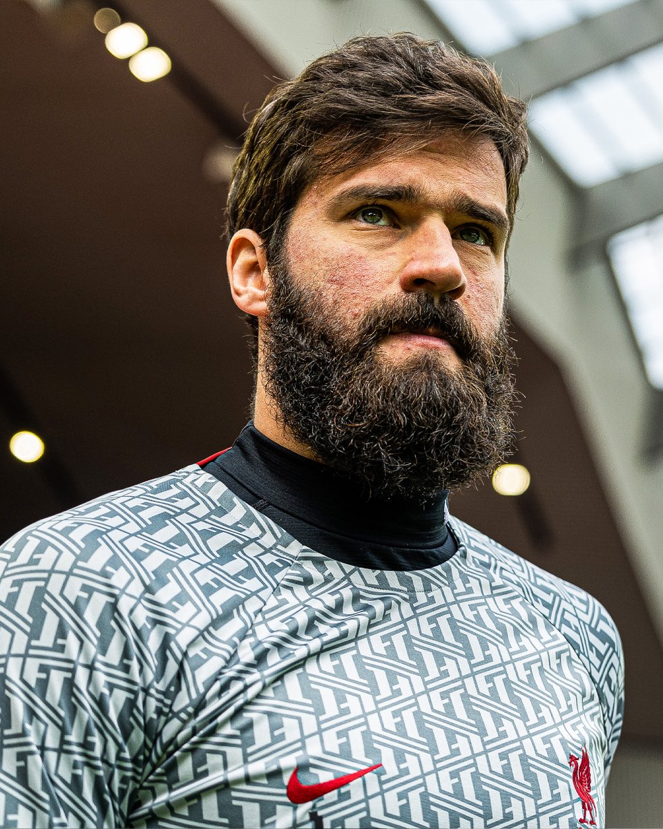 LFC's tweet photo. Alisson Becker allez 🎶 https://t.co/qQt5WhQcHR