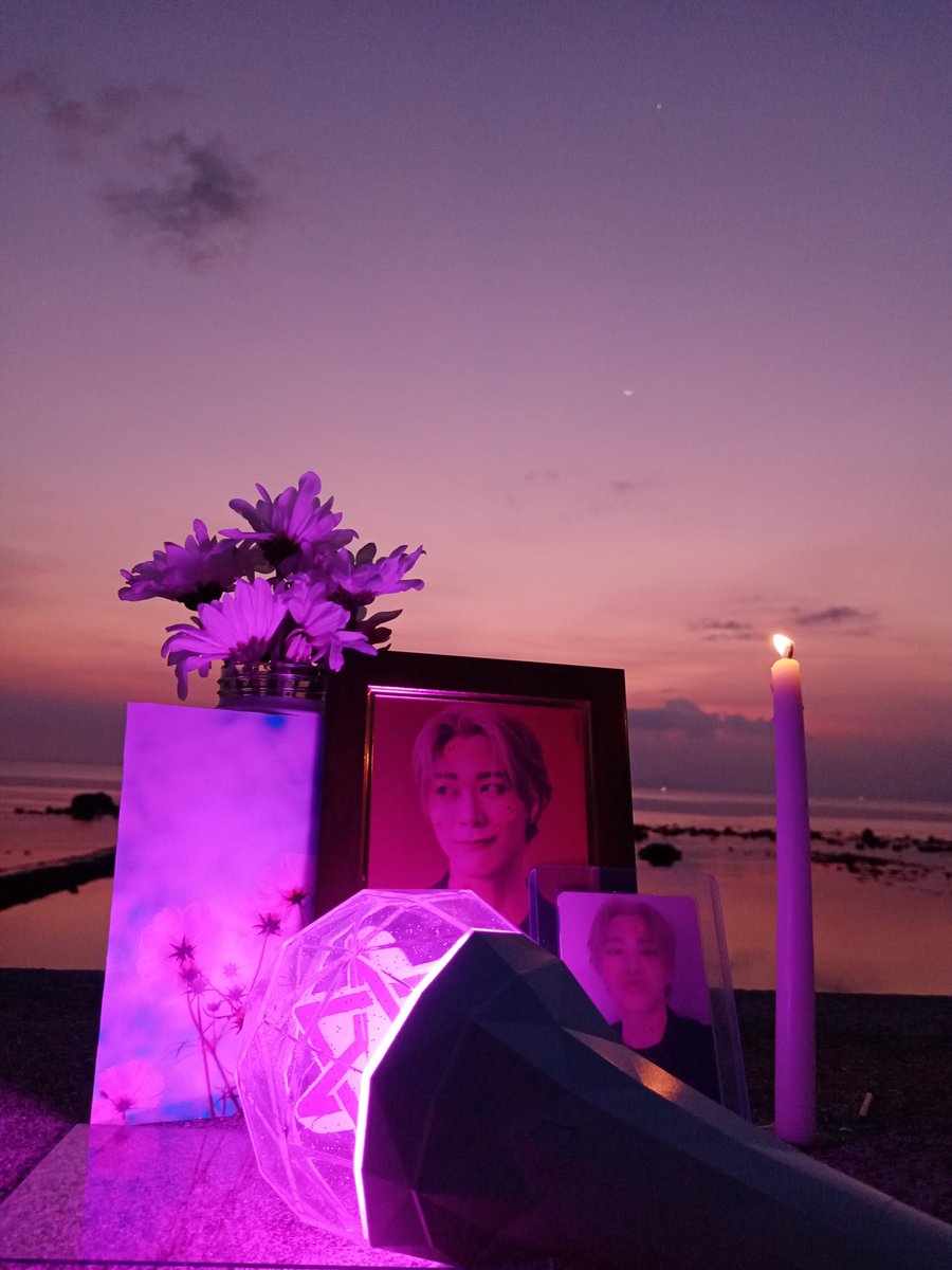 selestrophile__'s tweet photo. As Moonbin said, "I hope I am born as an Astro in my next life too." Then I wish to become an Aroha in my next life too. Binnie, let's meet in another life, in another universe 💜🤍 https://t.co/AO1Pxl8any