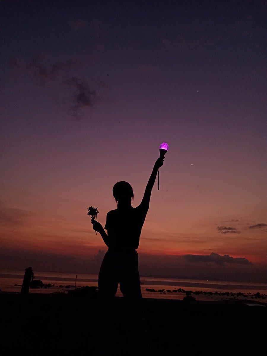 selestrophile__'s tweet photo. As Moonbin said, "I hope I am born as an Astro in my next life too." Then I wish to become an Aroha in my next life too. Binnie, let's meet in another life, in another universe 💜🤍 https://t.co/AO1Pxl8any
