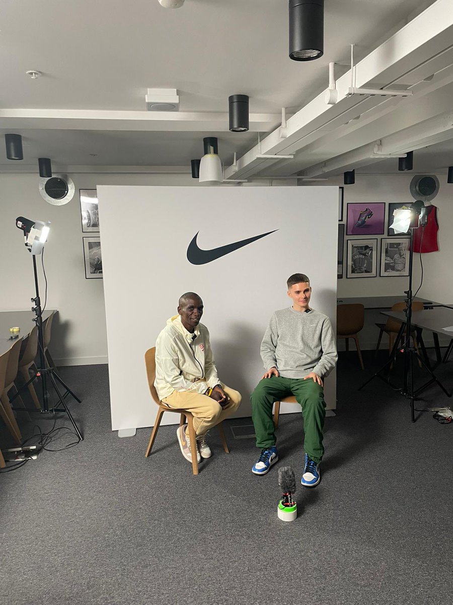 Taking this athletics coverage the moon 🚀🎙️ 

<a href="/trackstaa_/">TRACKSTAA</a> 
<a href="/sportsshoes_com/">sportsshoes_com</a> 
<a href="/nikelondon/">nikelondon</a> 
<a href="/EliudKipchoge/">Eliud Kipchoge - EGH🇰🇪</a>