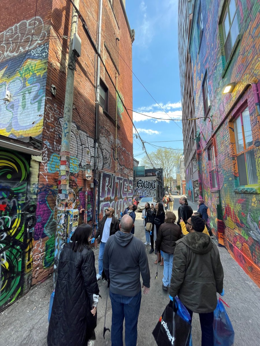 EnvironicsMR's tweet photo. Some pictures from our #earthday clean up yesterday 🌎
#earthday2023 #graffitialley #teambonding #environicsresearch https://t.co/qwtgibOpBD