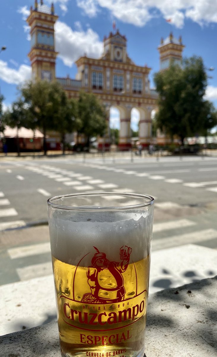 Llegó el gran día <a href="/Feria_deAbril/">Feria Abril Sevilla</a> <a href="/Cruzcampo/">Cruzcampo #ConMuchoAcento</a> 💃🏻💃🏻💃🏻💃🏻💃🏻💃🏻💃🏻