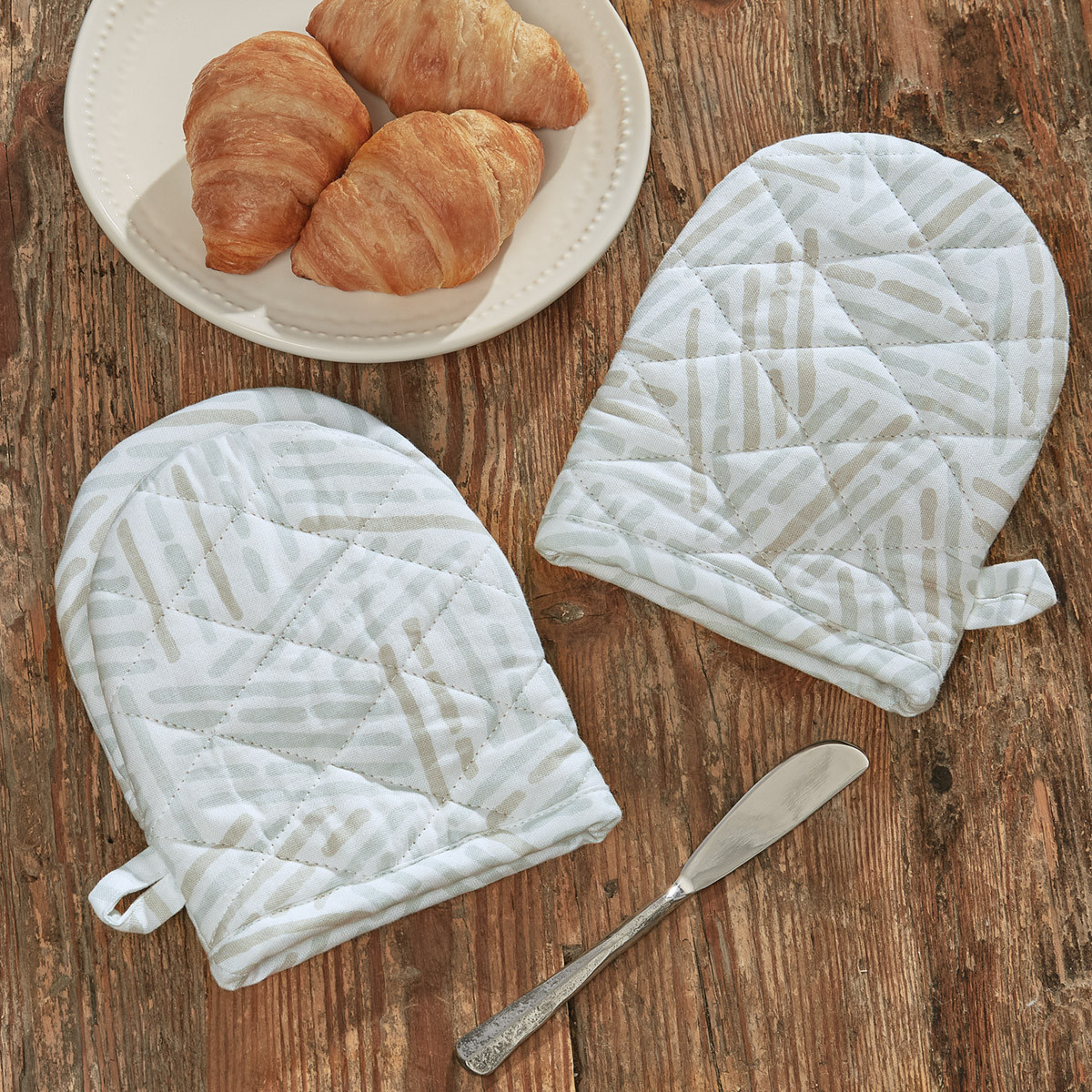 SplitPHomeDecor's tweet photo. Spring Sitewide Sale discounts up to 75%!* 2 days left! Visit https://t.co/dmog4oOcC8

*No backorders. All orders must ship ASAP. Account must be current.

#homedecor #springsale #homedesigns #springdecor #interiordesign #springdecorating #countrydecor #splitphomedecor https://t.co/XPU59a78FH