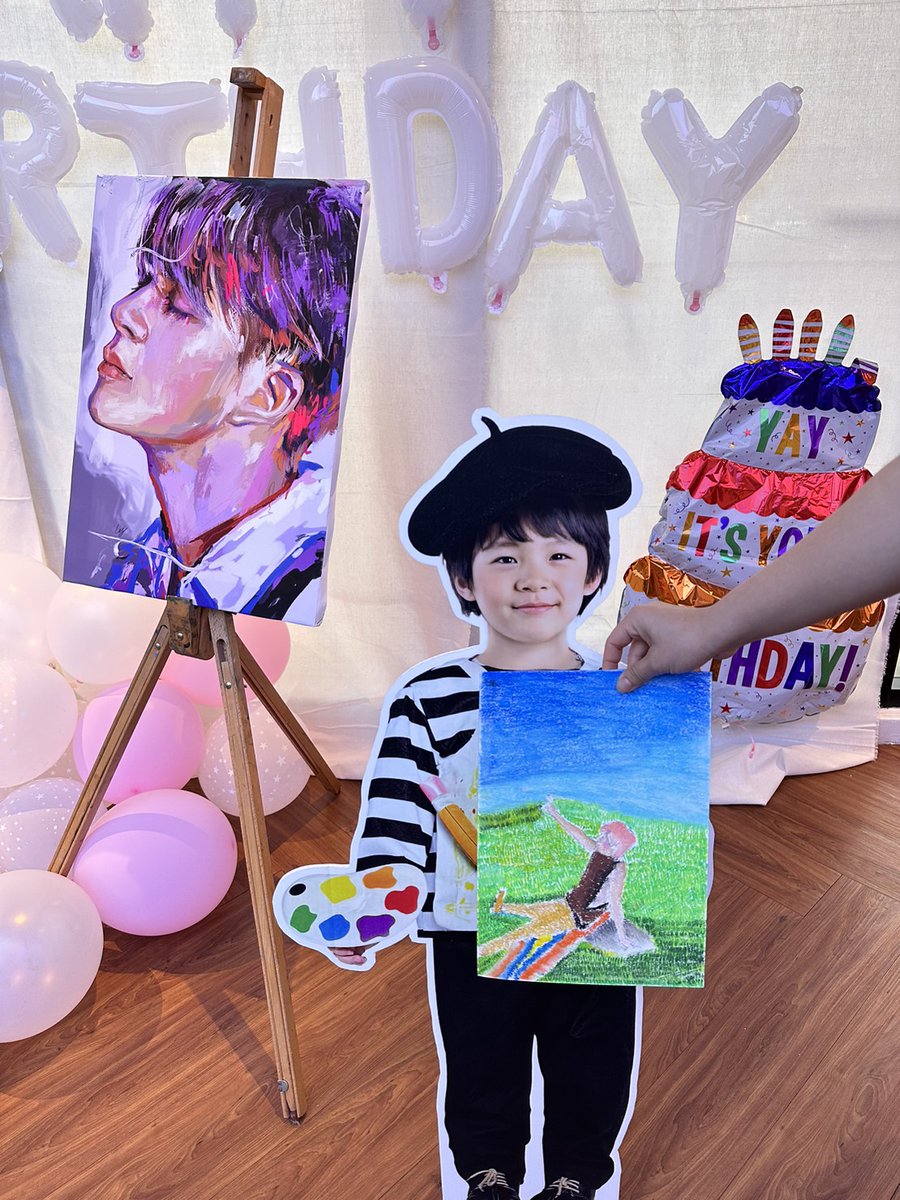 S22fk's tweet photo. ผลงานฉัน"อนุบาลเจโน่น้อย"ลูกโน่ภูมิใจในตัวแม่ไหมครับ
#DrawingDreamingwithJeno https://t.co/4AzBCVz5Wm