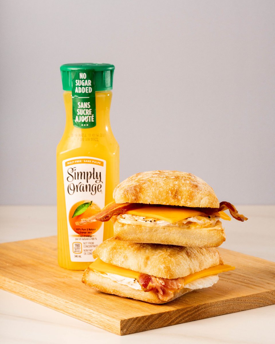 TripleOs's tweet photo. Wake up with Triple O's! ☀️ Our favourite reason to skip the snooze button. Breakfast served daily until 11am.
#TripleOs #ATasteLikeNoOther #YVRFoodie #VancouverFoodie #VancouverBC #DailyHive #RiseandShine #YVRBreakfast #VancouverBreakfast #CanadianBreakfast #CanadianBacon https://t.co/259RWyi6cI
