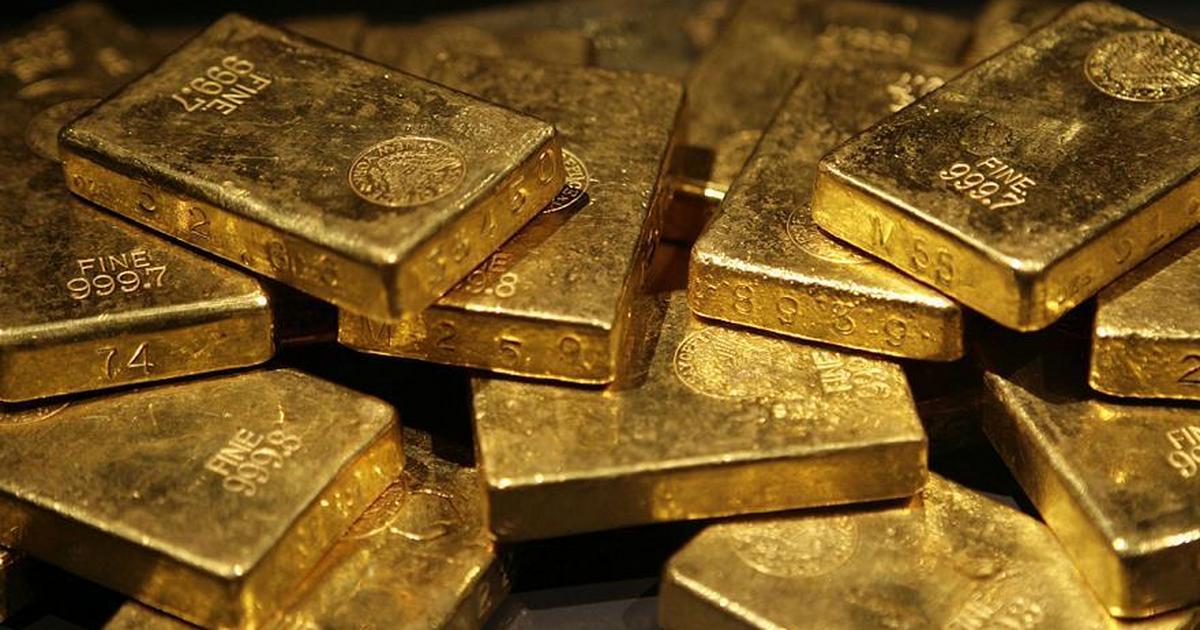Datanomics_'s tweet photo. Switzerland says it imported $7 billion worth of gold from Ghana but records shows that Ghana exported just over $3 billion to that country. 
Where did the US$4 billion go?

Dr. Kwame Sarpong Asiedu queries https://t.co/tUzwQOEoN4