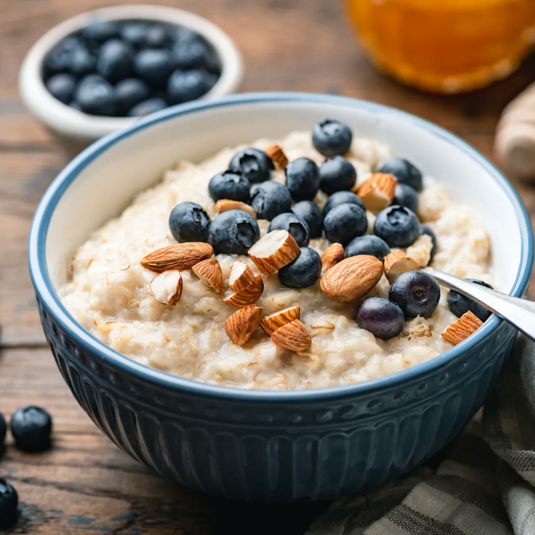 Mazevo_Coffee's tweet photo. Cultivated Blueberry &amp; Vermont Maple Instant Oatmeal! 🌞🍁 This delicious breakfast option is perfect for those on-the-go mornings. Made with real blueberries and Vermont maple syrup.. ☕️ Enjoy it with a hot cup of our fresh roasted coffee for the ultimate breakfast experience. https://t.co/qTGmDPQd8C