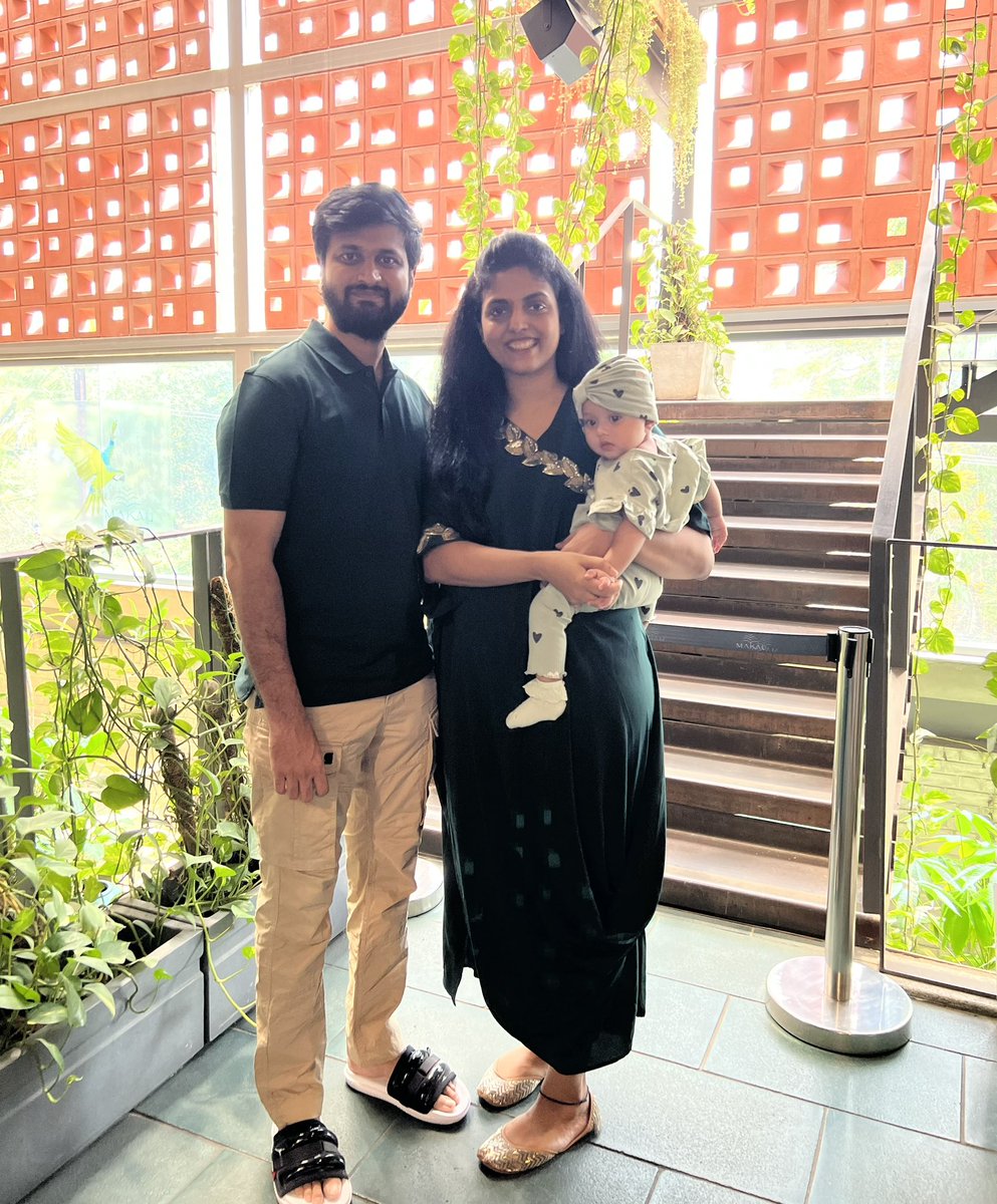 HarikaDronavali's tweet photo. 👨‍👩‍👧💚🧿 https://t.co/kv78aca7Y8