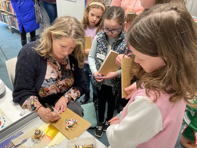 fingallibraries's tweet photo. We had a wonderful morning here in #SkerriesLibrary making our own notebooks with author and illustrator Niamh Sharkey as part of the Viewpoints art exhibition. The talent of the budding artists and illustrators was just incredible! 
@Fingalcoco @glucksman @creativeirl https://t.co/hZ1EteY0Su