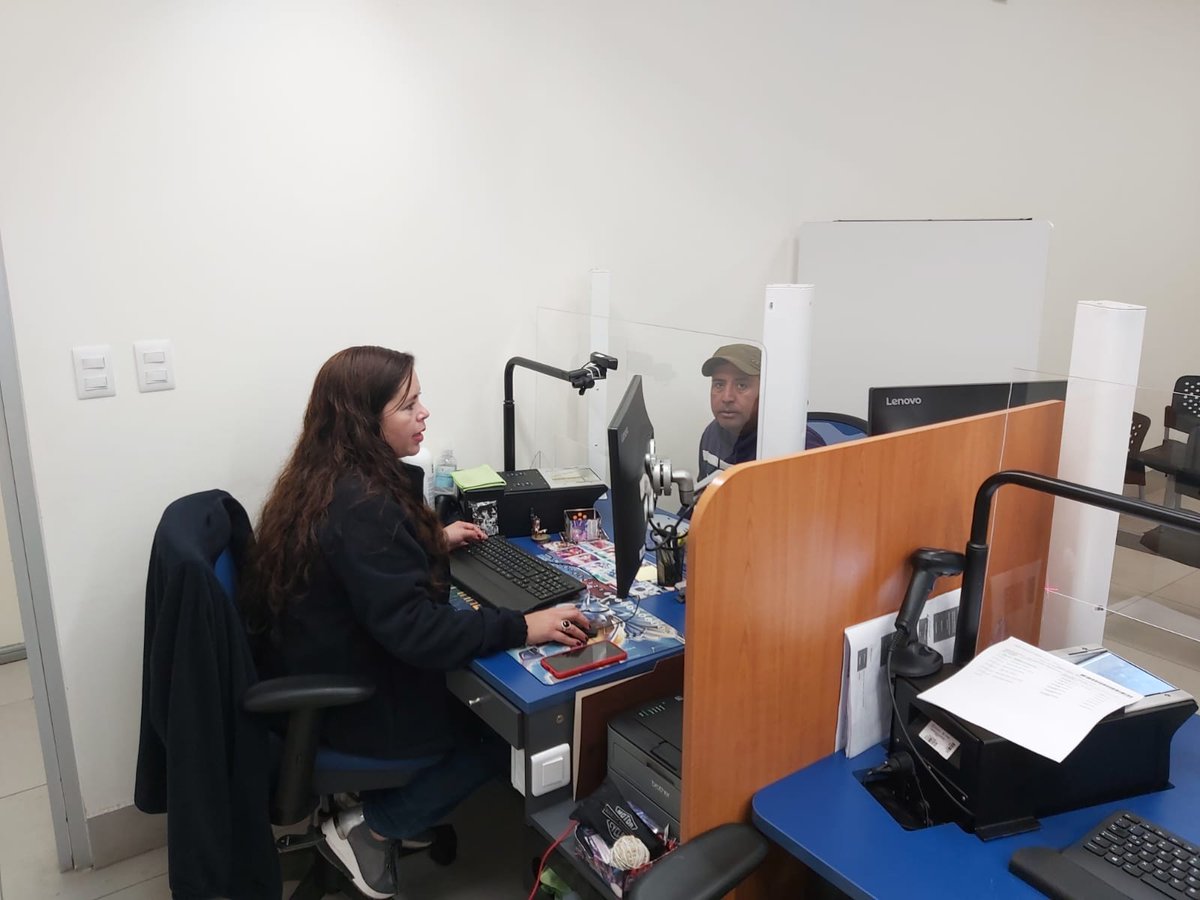 RCivil_Atacama's tweet photo. No olvides que hoy sábado 22 de abril y hasta las 14.00 horas, nuestra Oficina Copiapó atenderá en la solicitud y entrega de cédulas de identidad y pasaportes. Te esperamos! https://t.co/oeYnxKmbrL