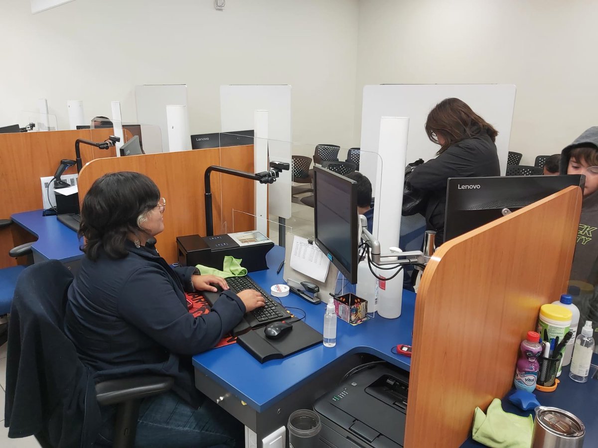 RCivil_Atacama's tweet photo. No olvides que hoy sábado 22 de abril y hasta las 14.00 horas, nuestra Oficina Copiapó atenderá en la solicitud y entrega de cédulas de identidad y pasaportes. Te esperamos! https://t.co/oeYnxKmbrL