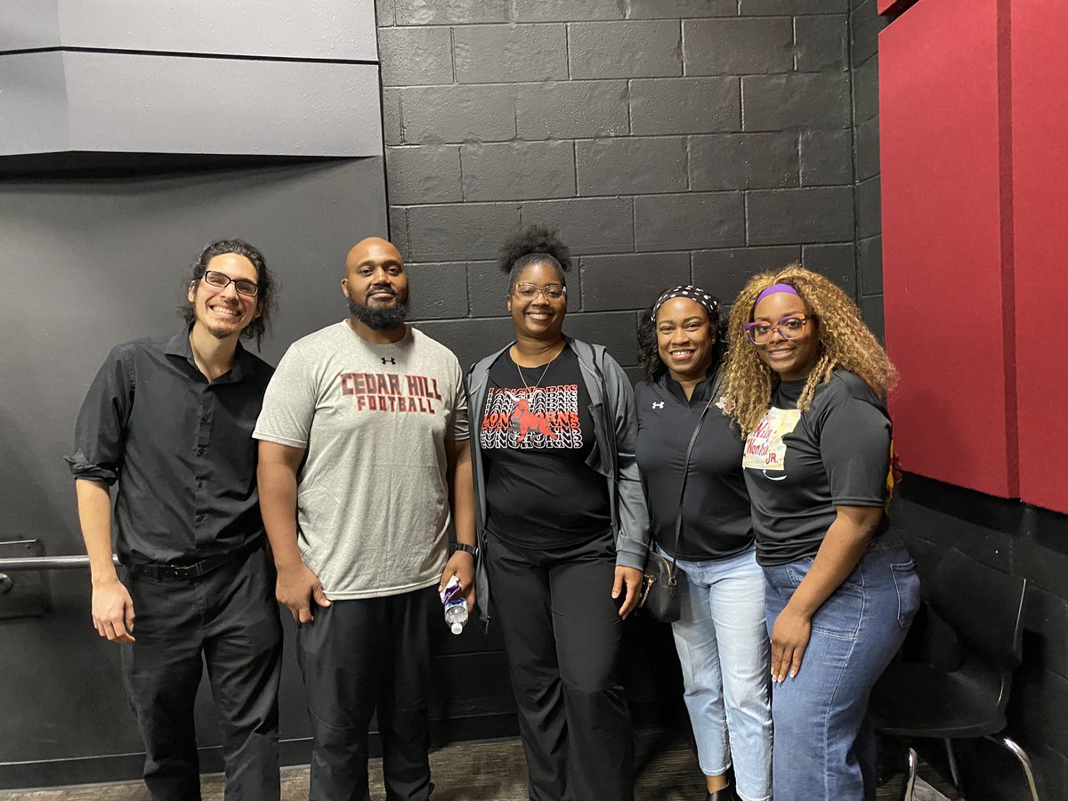 Pmsdramageeks tweet media