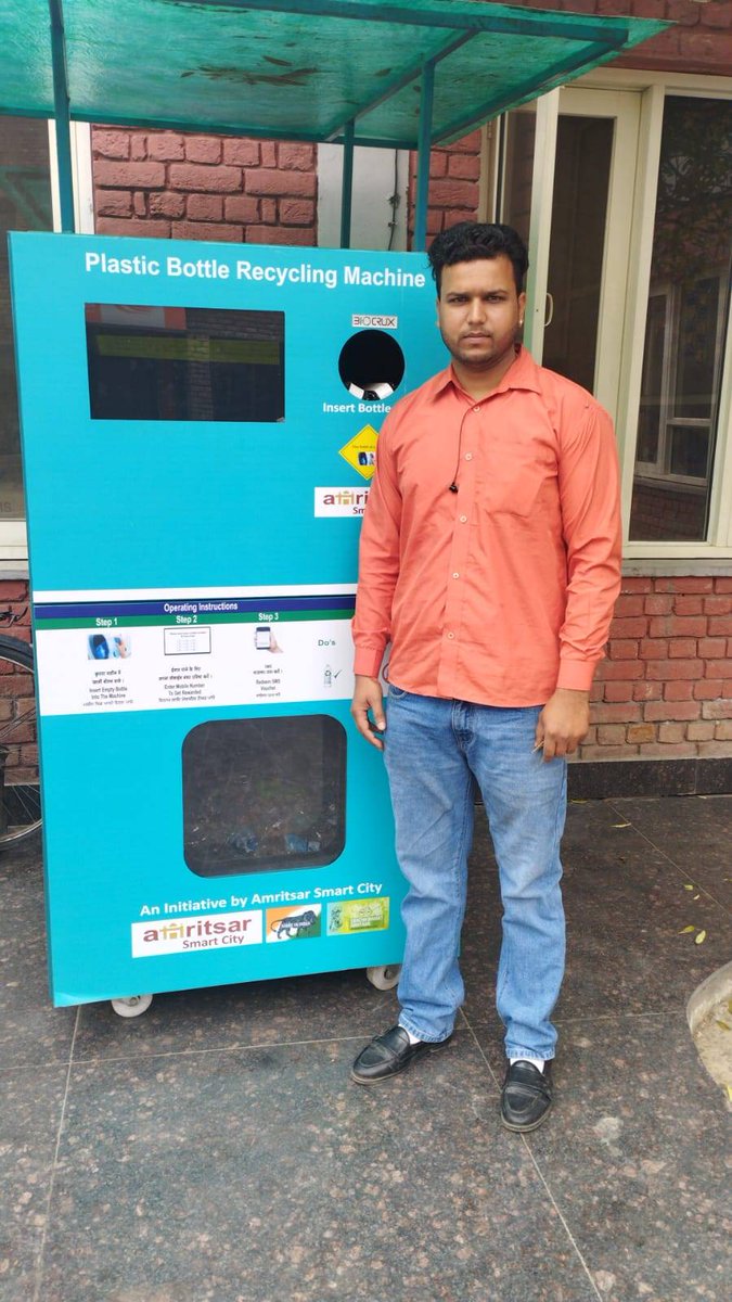 Biocrux team educating people to recycle their Pet bottles through Biocrux RVMD on World Earth day