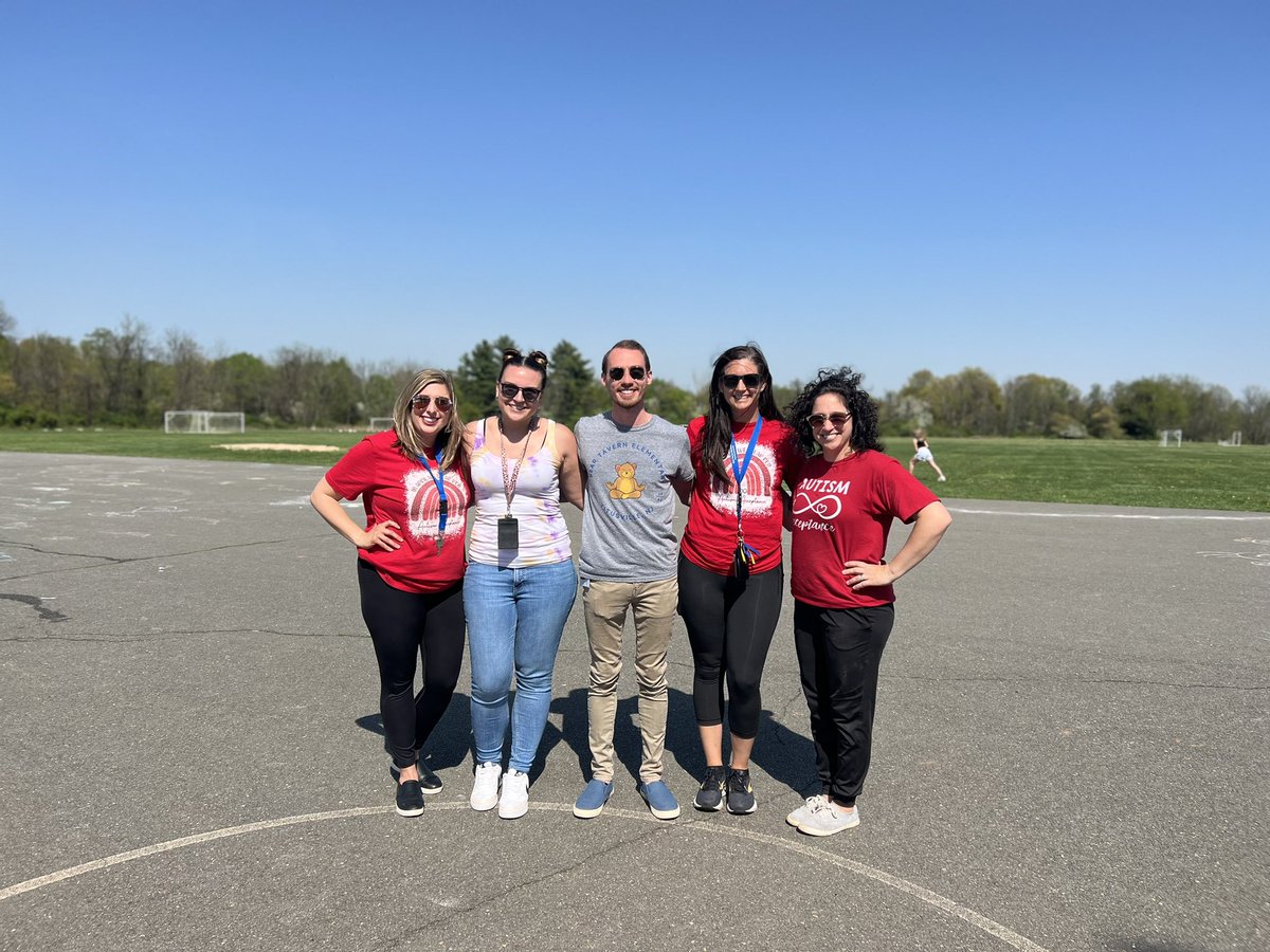 MrsBauer_BT's tweet photo. The A-TEAM❤️ #beartavernpride @Ms_S_BT @MissNaldzin @Mr_Carlani https://t.co/P7VNxFjyju