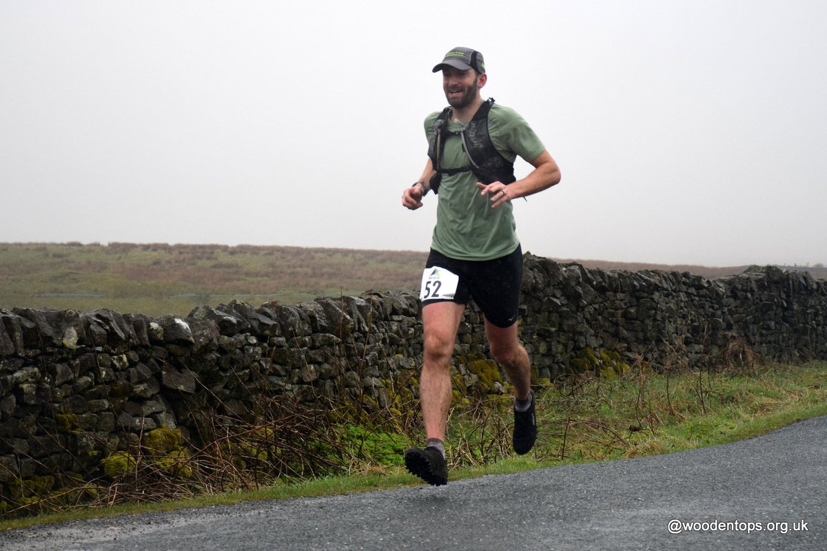 WoodentopsFR's tweet photo. Burnsall Trail Half Marathon Race 2nd Man Neal Edmondson Horsforth Harriers 1.38.27 - Results  https://t.co/r3NKG6LcCl @DueNorthEvents @Fellrunninbrief @FellrunningUK @AthleticsWeekly @HorsforthH https://t.co/zjghDrM4dT