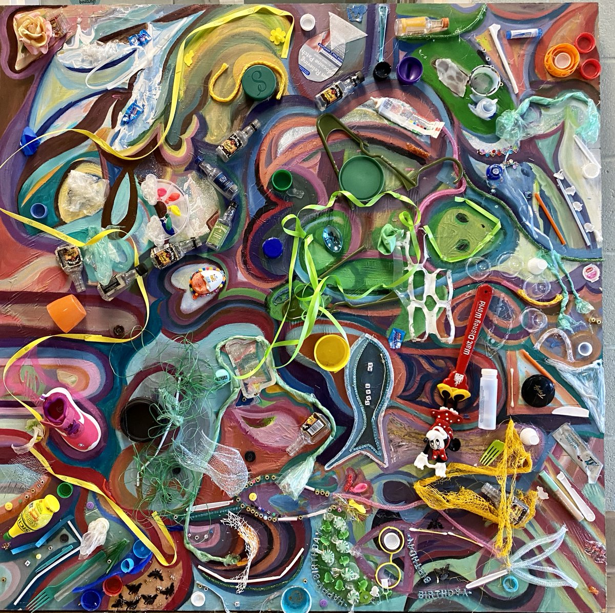 LottaFish's tweet photo. #EarthDay - Art Exhibit @Wilbur_Cross_HS art teacher Elena Kazienko - Less Plastic, More Fish! is an LOF exhibit made with #singleuseplastics by NHPS students and a grant from @SC_CT_RWA.  
By 2050 there may be more plastic than fish in our oceans - we need #LessPlasticMoreFish! https://t.co/HQLunIYPNR