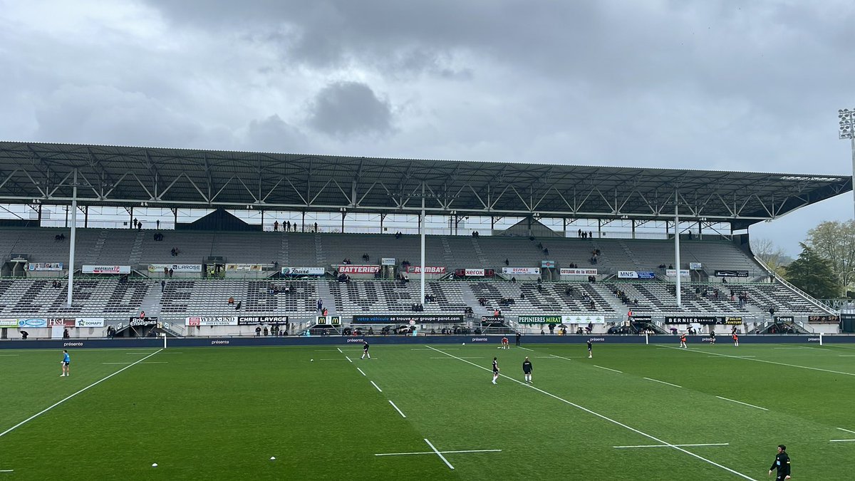 Le traditionnel point météo est moins ensoleillé que le week-end dernier 🫣 Il fait 14 degrés à Brive et il pleut ☔️ avant #CABSP