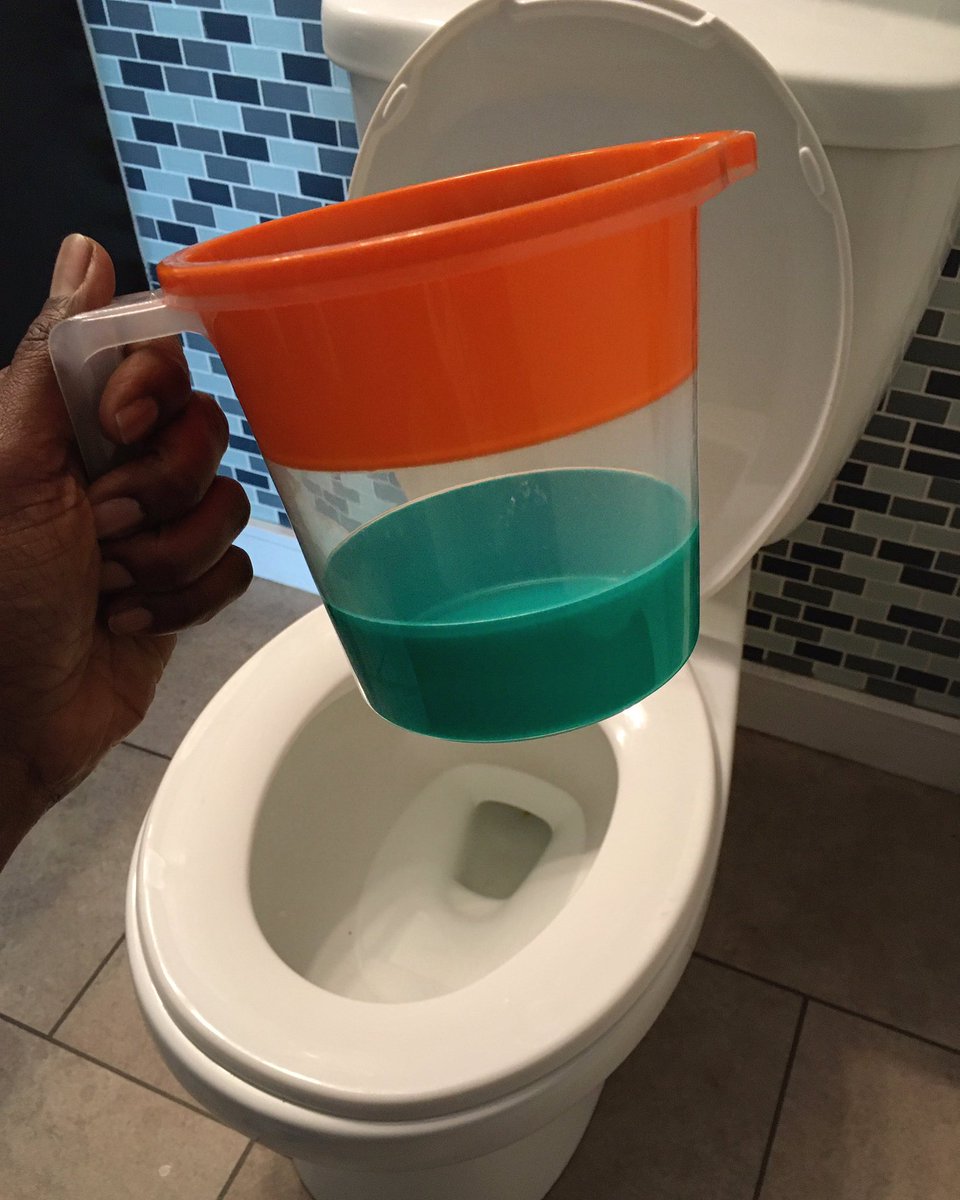 wilburworldwide's tweet image. ‘Make in India’ tricolour Dipper!  Such a thoughtful and first class gift from my sister! Jai Hind! 🇮🇳 मेक इन इंडिया

#Dipper #CleanMethod #Kakoose #India #SwachhBharatAbhiyan