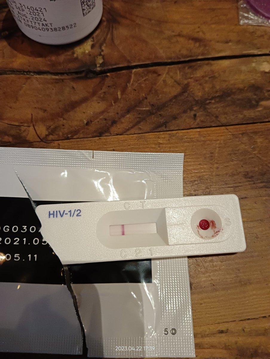 SlimBoy244's tweet photo. Hiv test and PrEp refill. 

Be safe always 🥺 https://t.co/XTDFlFxpQZ
