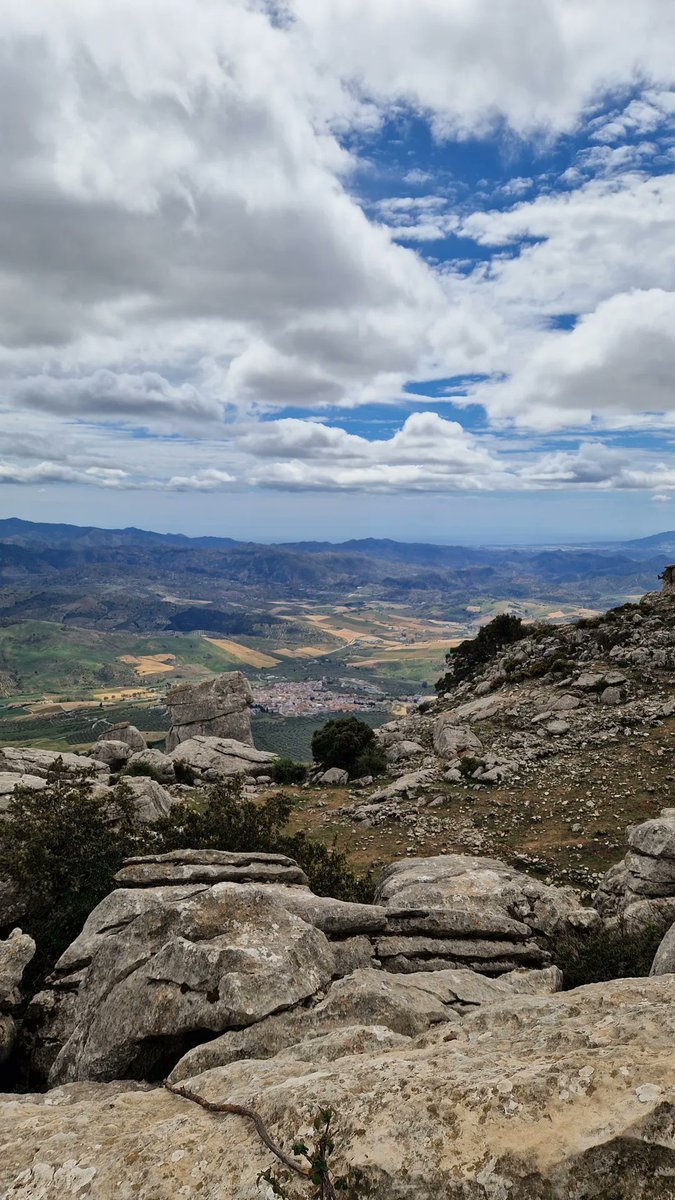 Beautiful Torcal National Park ✨️

#WorldEarthDay #EarthDay2023