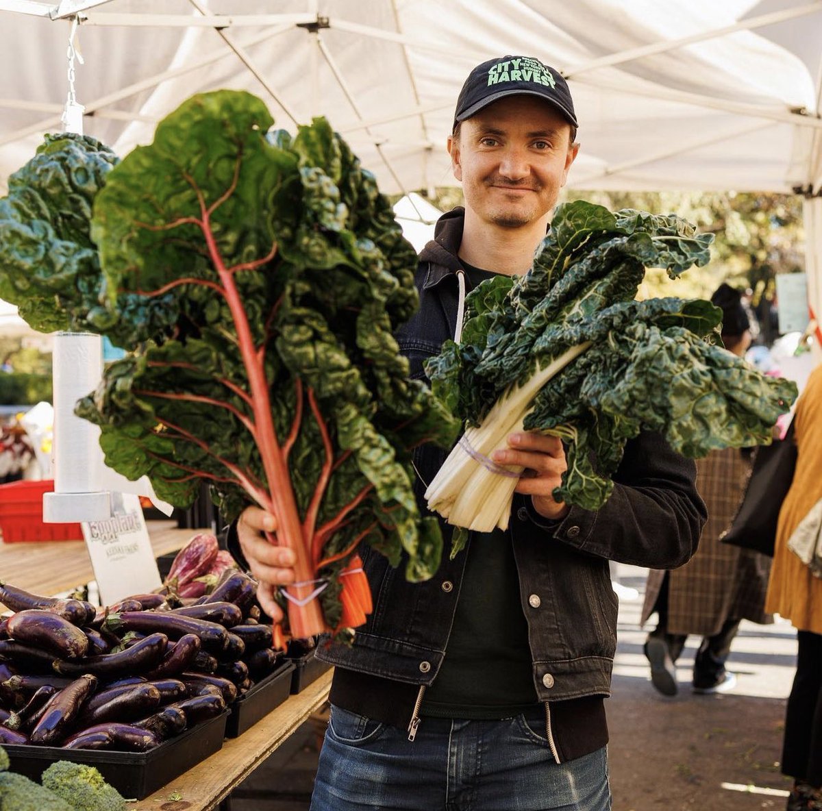 Thank you @cityharvestnyc for helping to reduce food waste year round. 

***Repost #cityharvestnyc 

Prevent food waste:

📝 Plan ahead
🍜 Use everything
🥦 Know your food labels

#WeAreCityHarvest

#nyccommercialkitchen #nyckitchenrental #nycrentalkitchen #eterrakitchen