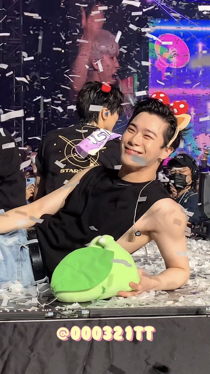 24hrsanha's tweet photo. a happy bin is my favorite bin https://t.co/zQ7SUzG4BT