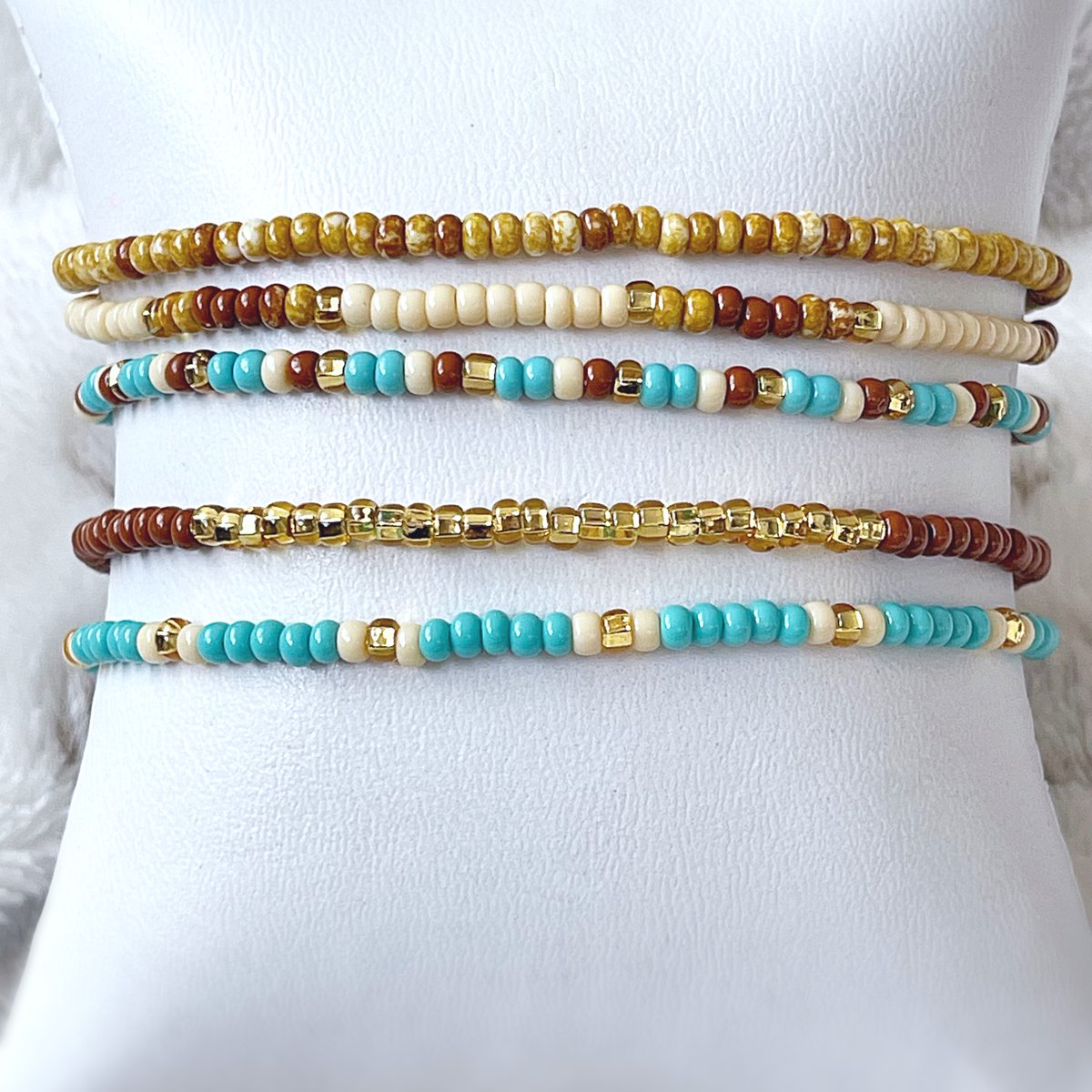 LunaByRachel's tweet photo. Check out the NEW Saddle Up Set ~ https://t.co/2qwj4ner6k #etsy #jewelry #newarrival #lunabyrachel #stackbracelets #stretchbracelets #country https://t.co/aTUQNMS3RU