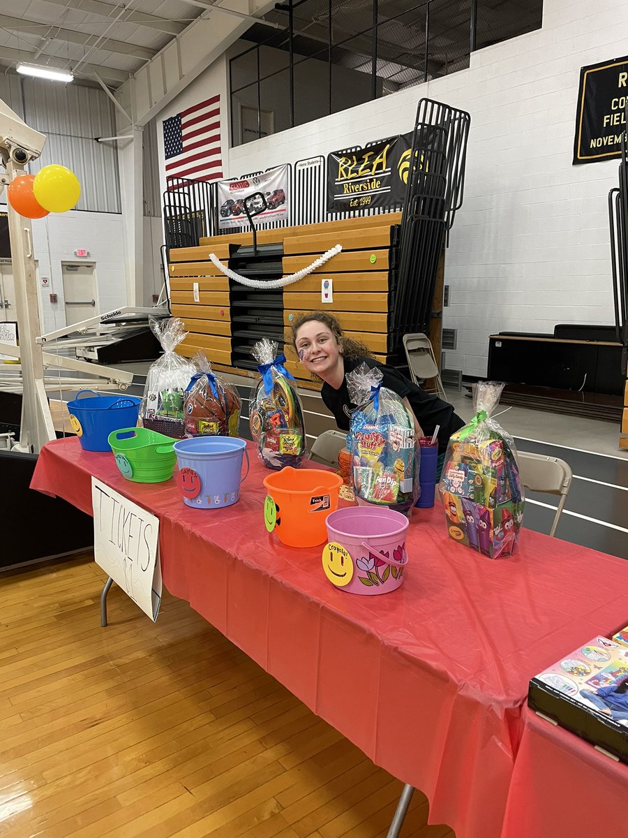 National Honors Society-Riverside tweet media