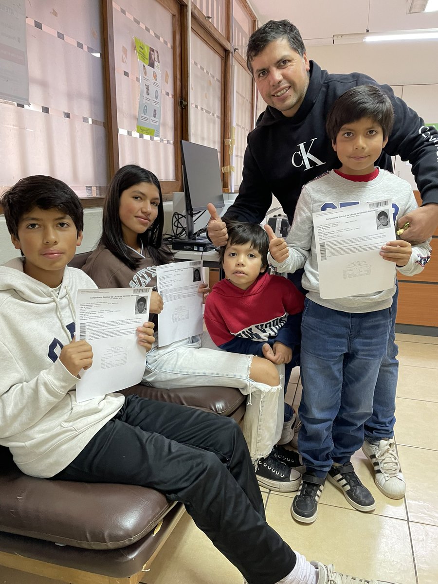 RC_Coquimbo's tweet image. Seguimos sumando #niñosyniñas felices 👦🏽👧❤️ en oficina de #LaSerena @RegCivil_Chile al obtener su primera #céduladidentidad 👏🏼👏🏼👏🏼 #Sábado @DanyJacob @Minjudhcoquimbo