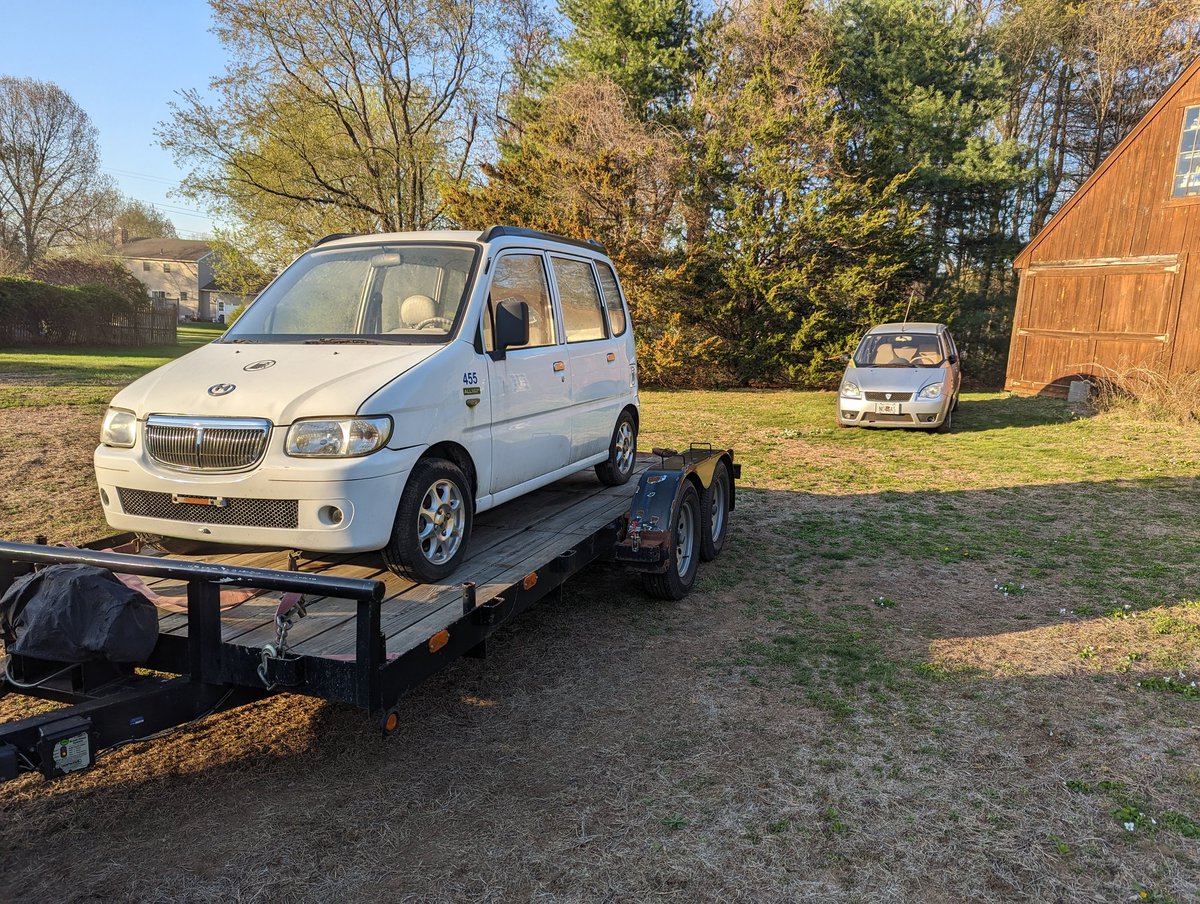 FeztiTheOtter's tweet photo. Why buy not one, not two, but four dead electric vehicles? Because I'm crazy, and I wanted to poke around then for very little money.

#carfur #carfurs #ev #ElectricVehicles #lsv #lowspeedvehicles https://t.co/MMiTvfWrom