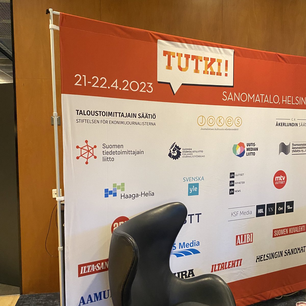 Valtavan inspiroiva ja opettava tutkivan journalismin #Tutki2023-konferenssi takana! Paljon uusia ja vanhoja tuttavuuksia, juttuideoita ja työkaluja parempaan journalismiin 🤩