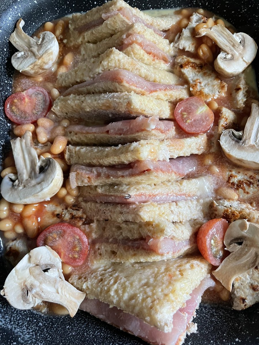 CocksandShots's tweet photo. Love the New Book thank you @SlimmingWorld made the breakfast bread &amp; butty breakfast pudding Free for members who buy a 6 or 12 week countdown from 22nd May #slimmingworld #slimmingworldconsultant  #HealthyEating #nocaloriecounting #backtotarget  #oldham https://t.co/Uce3DwXPeT