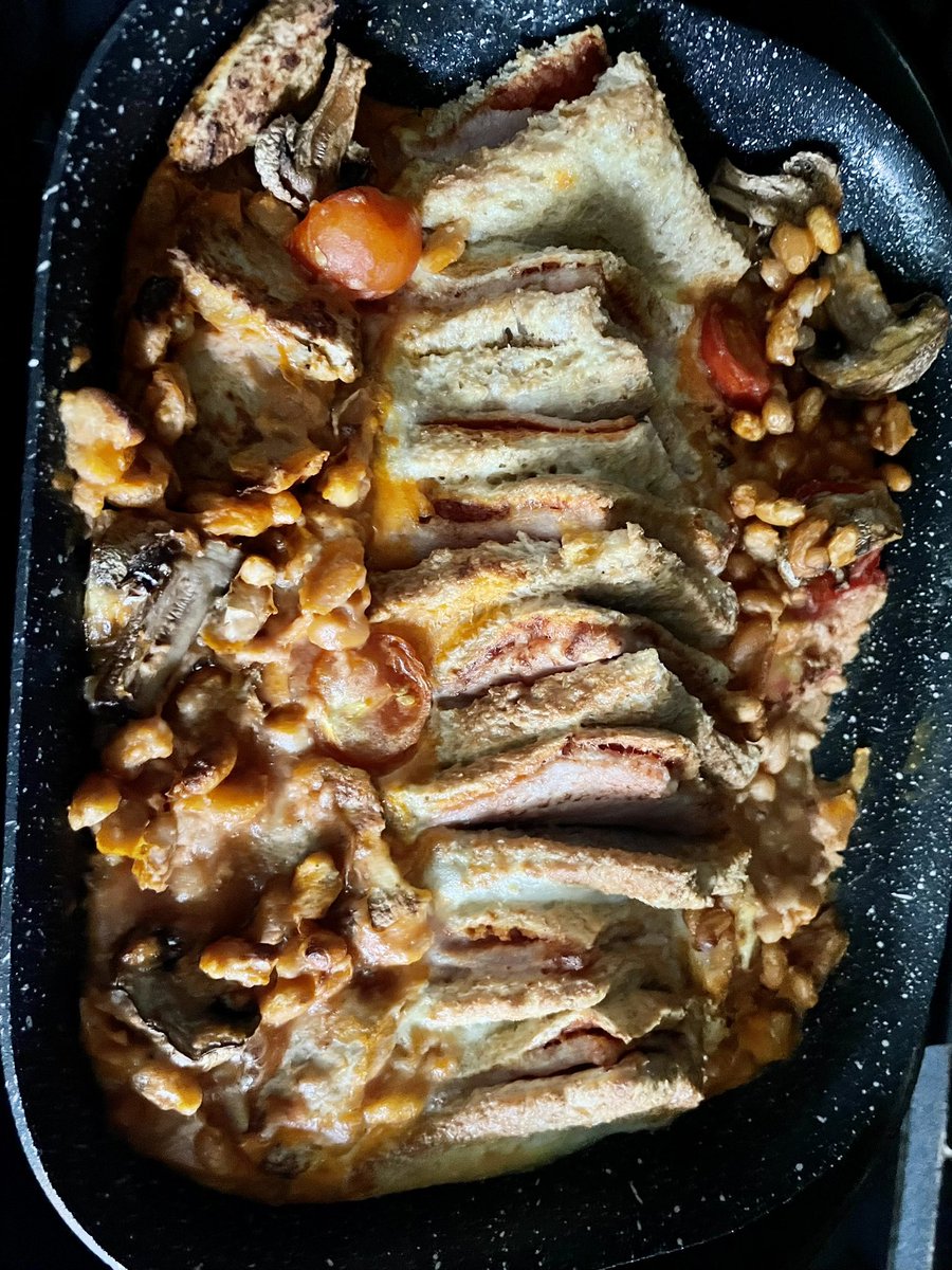 CocksandShots's tweet photo. Love the New Book thank you @SlimmingWorld made the breakfast bread &amp; butty breakfast pudding Free for members who buy a 6 or 12 week countdown from 22nd May #slimmingworld #slimmingworldconsultant  #HealthyEating #nocaloriecounting #backtotarget  #oldham https://t.co/Uce3DwXPeT