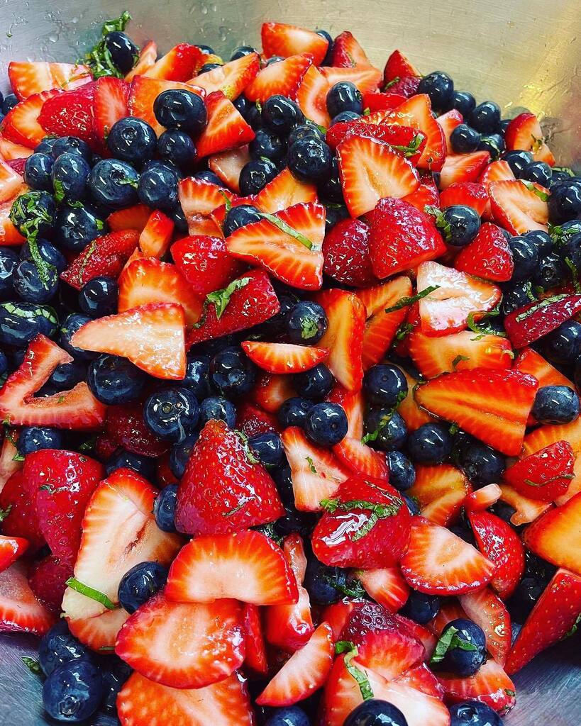 SidewaysFarm's tweet image. Happy Earth Day!! 🌎 @kinfolkavl is ready to rock!! Slinging the goodness from 12-8pm. Grab a Belgian Dark today… will be gone tomorrow 🍻 #avleats #farmtofork #eatlocal #wncbeer #motherearth #wncfoodtrucks #ashevillenc #etowahnc #getitinyourface #best… instagr.am/p/CrVzTLWLNuW/