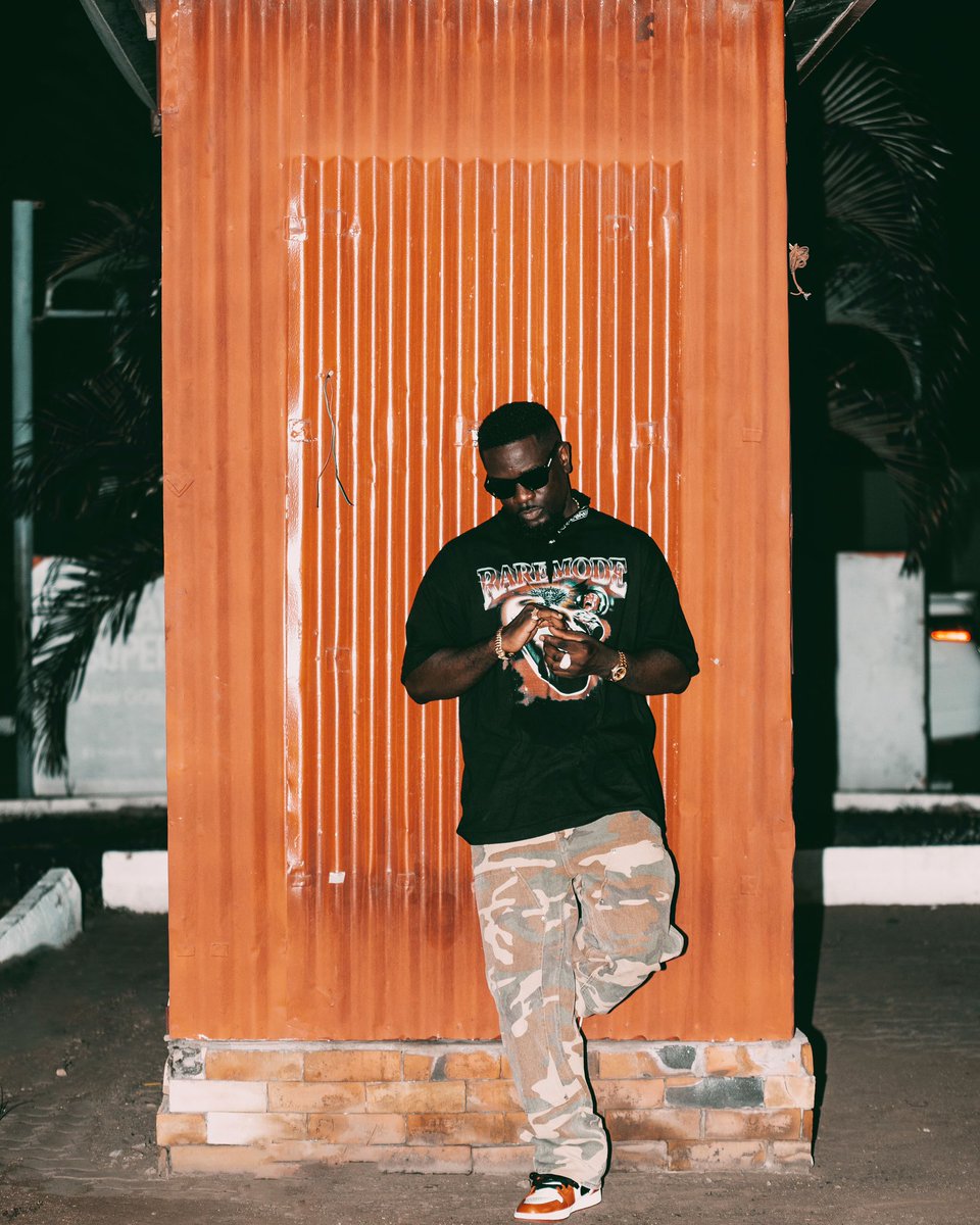 sarkodie's tweet photo. Abonten Baabi 🇬🇭 https://t.co/LK6x5BbXfW