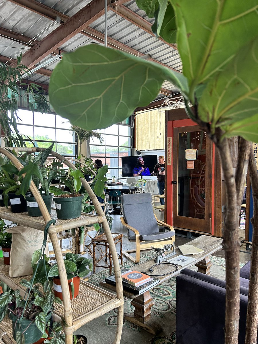 bethlaing tweet media