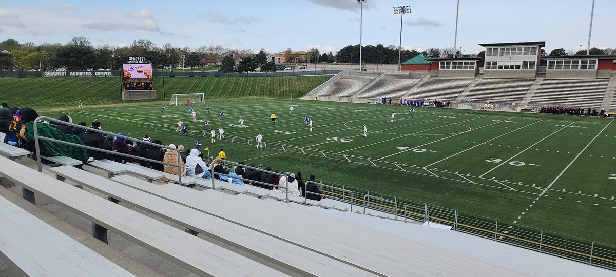 UNK_Soccer's tweet photo. Watching a great game between @LEGirlsSoccer and @GRETNAHSGSOCCER
I see a future Loper out there
#FutureLopers #LopesUp #UpTheLopes https://t.co/ruOjdt04za