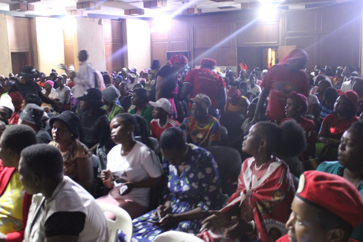 mdc263's tweet photo. #MidlandsSouth Assembly welcomes President @DMwonzora
The peoples party resides in the hearts of the masses. https://t.co/1tUHf13MqC
