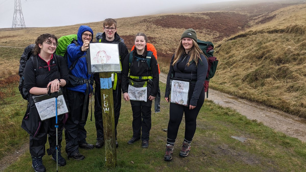chs6formupdates's tweet photo. Our new @CHSupdates DofE Gold cohort had a damp start to their season with their day walk around & up Blackstone Edge today. Thankfully the cloud lifted late morning when some groups were getting to the trig. #PennineWay #CHS6Form #DofE @DofEGMTeam @DofENorth https://t.co/9MRl9ogDVQ