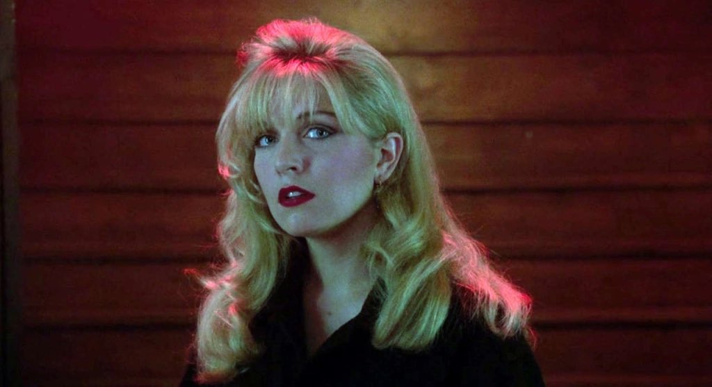 RantsBlackLodge's tweet photo. Happy Birthday to Twin Peaks’ Sheryl Lee

#RantArmy #LauraPalmer #TwinPeaks #WrappedInPlastic #MutantFam #HorrorCommunity https://t.co/Zu9lHsHMsg