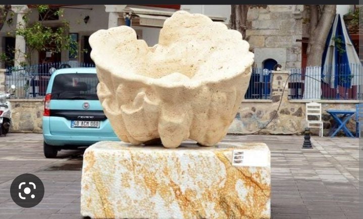 Köy evlerini 44 günde AKP yaptı Heykeli ise CHP tam 2 yılda yaptı işte vizyon farkı